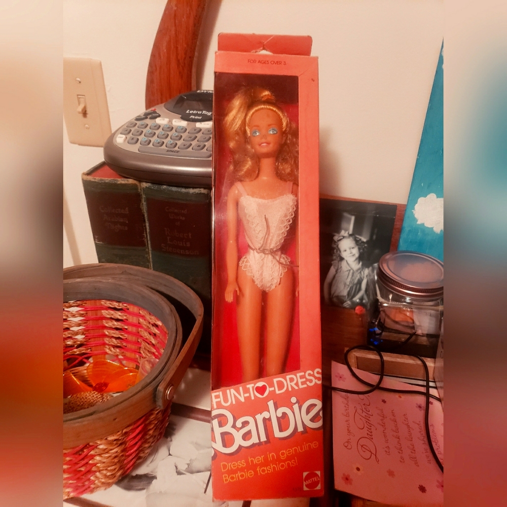 Vintage 1988 Barbie